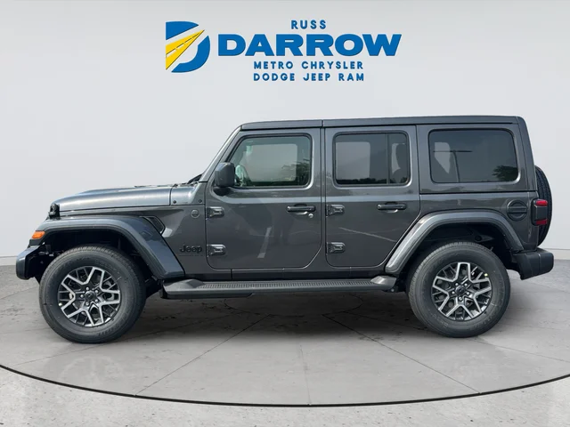 New 2026 Granite Crystal Metallic Clear-Coat Exterior Paint Jeep Sahara image 2