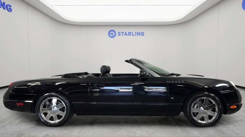 Used 2003  Ford Deluxe image 43