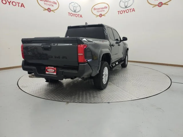 Used 2026  Toyota SR image 5