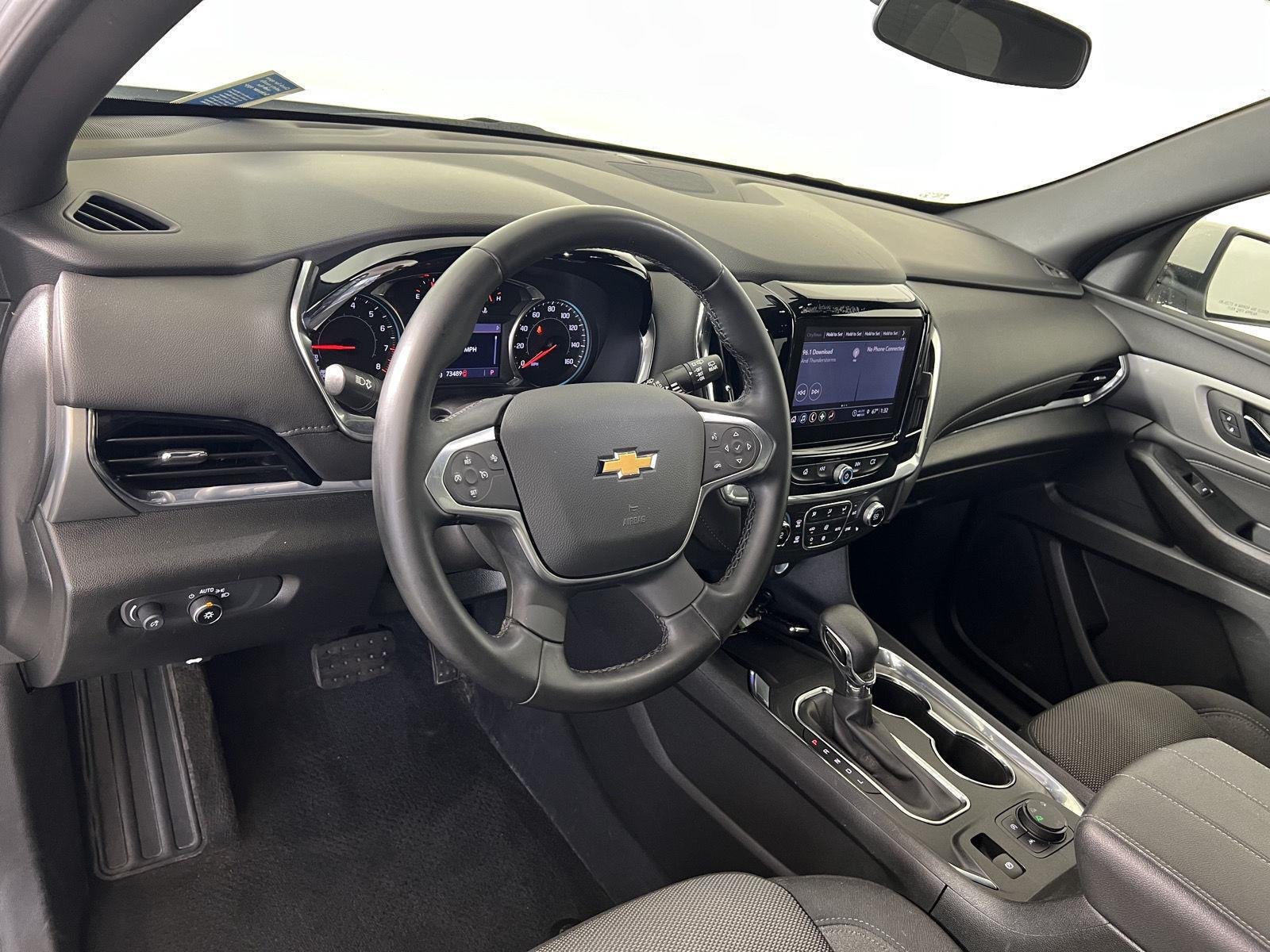 Used 2023 Summit White Chevrolet LT image 4