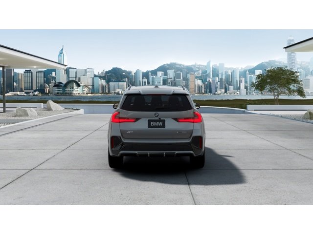 New 2027 Space Silver Metallic BMW  image 5