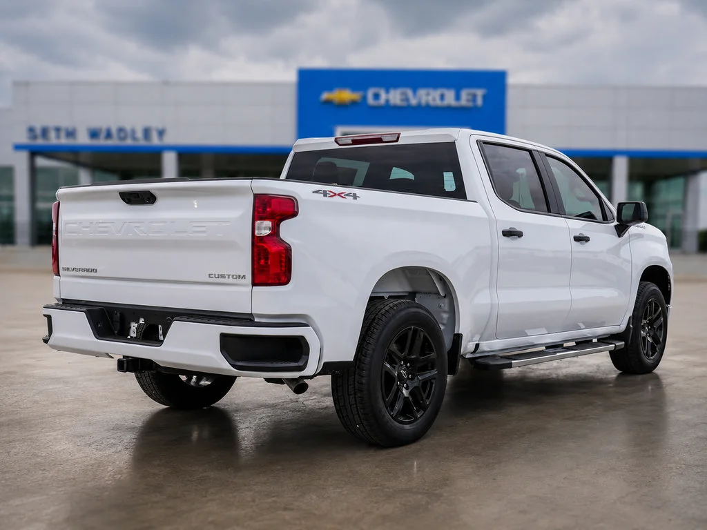New 2026 Summit White Chevrolet Custom image 7