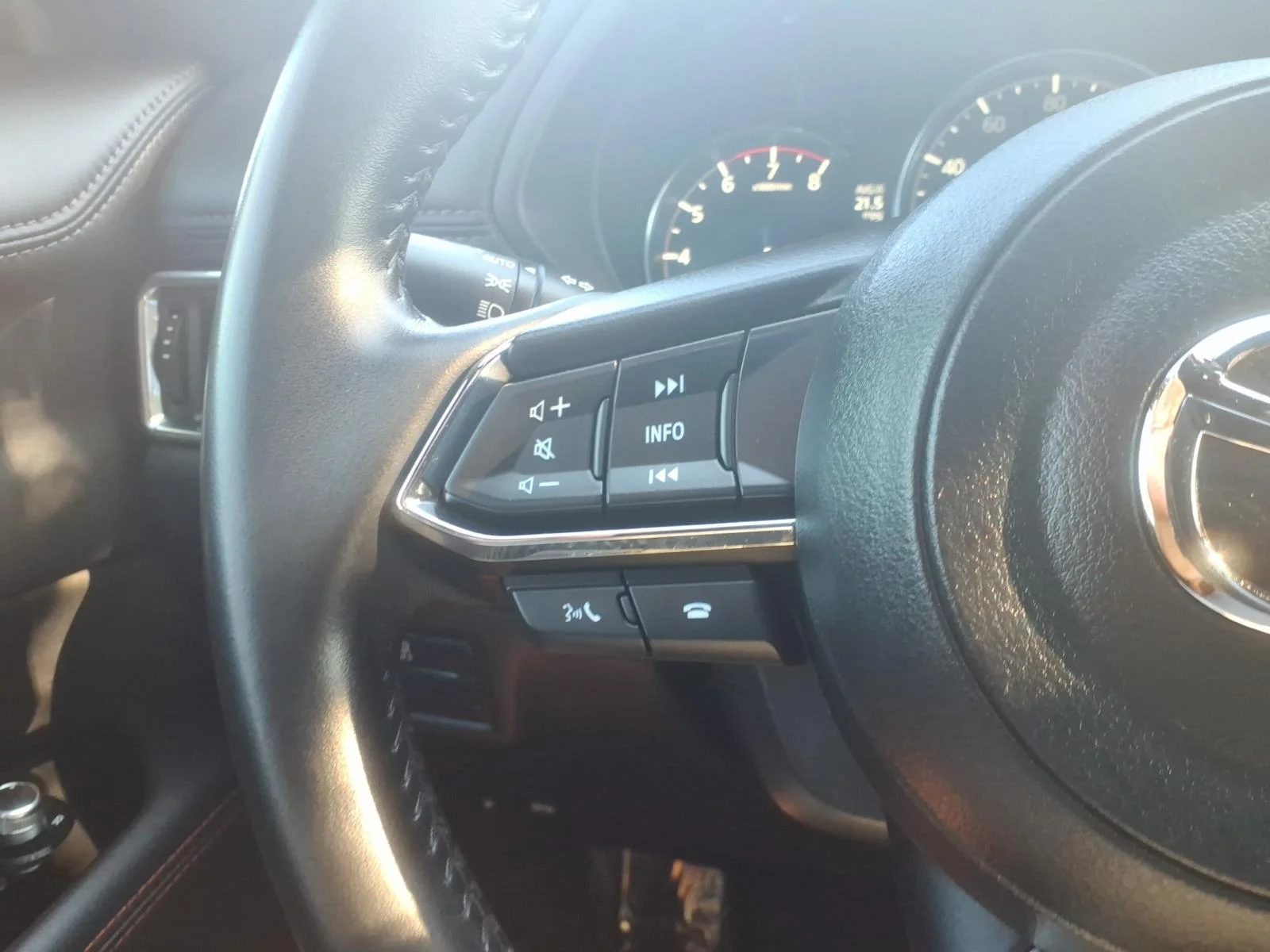 Used 2024 Zircon Sand Metallic Mazda 2.5 Carbon Turbo image 22