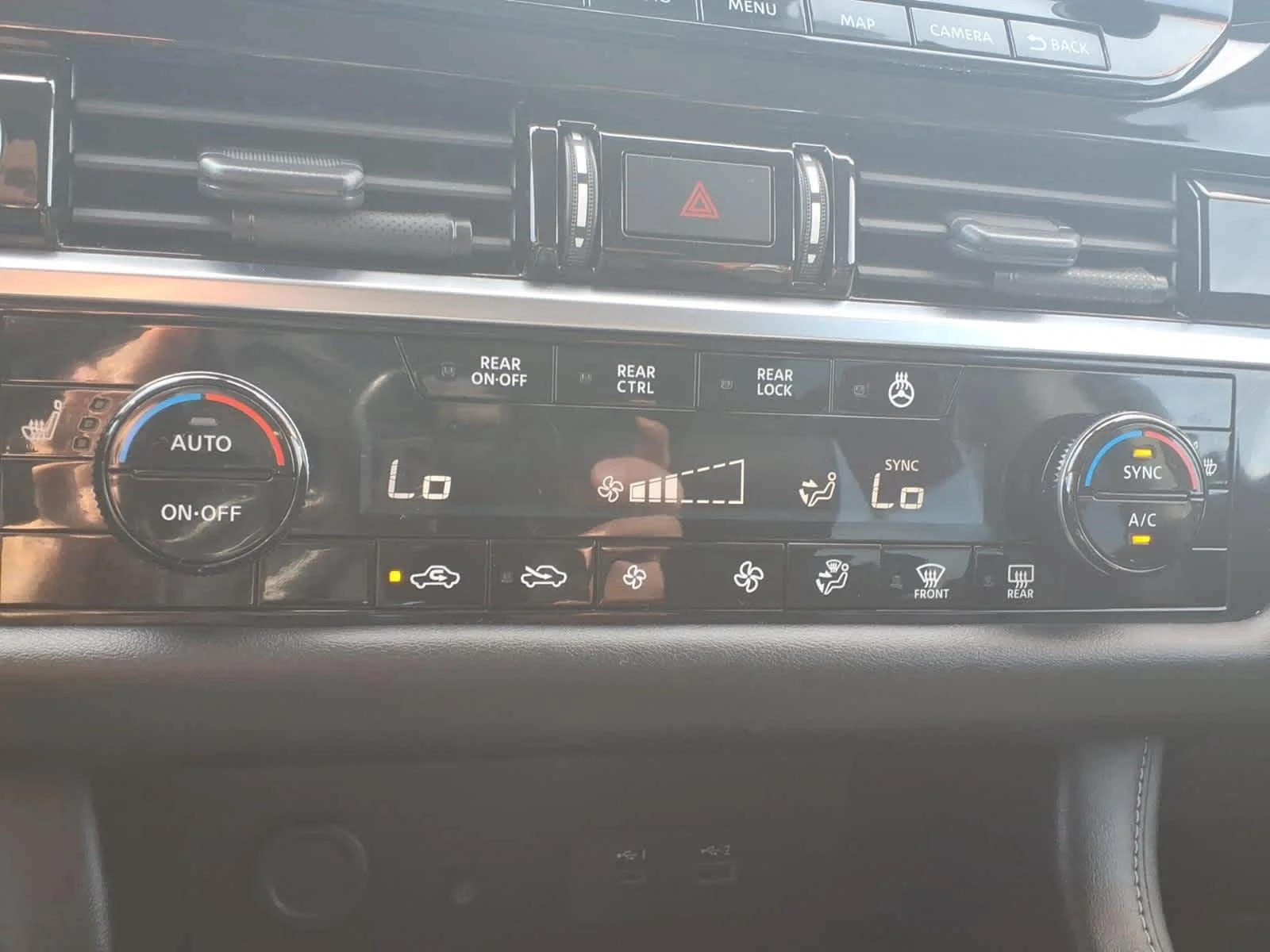 Certified Used 2023 Pearl White Tricoat Nissan SL image 18
