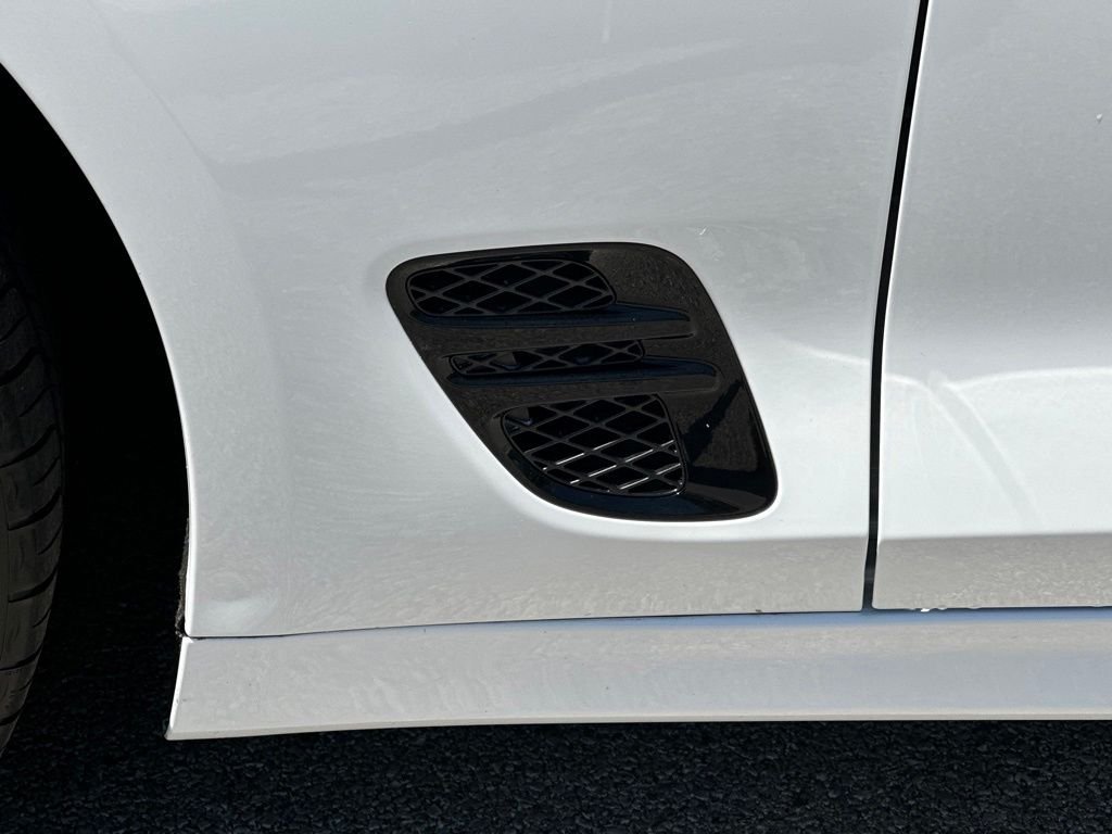 Used 2026 White Genesis 2.5T image 12