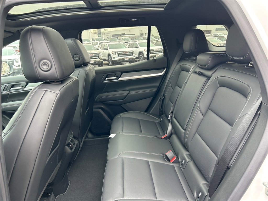 2026 GMC TERRAIN - Image 32