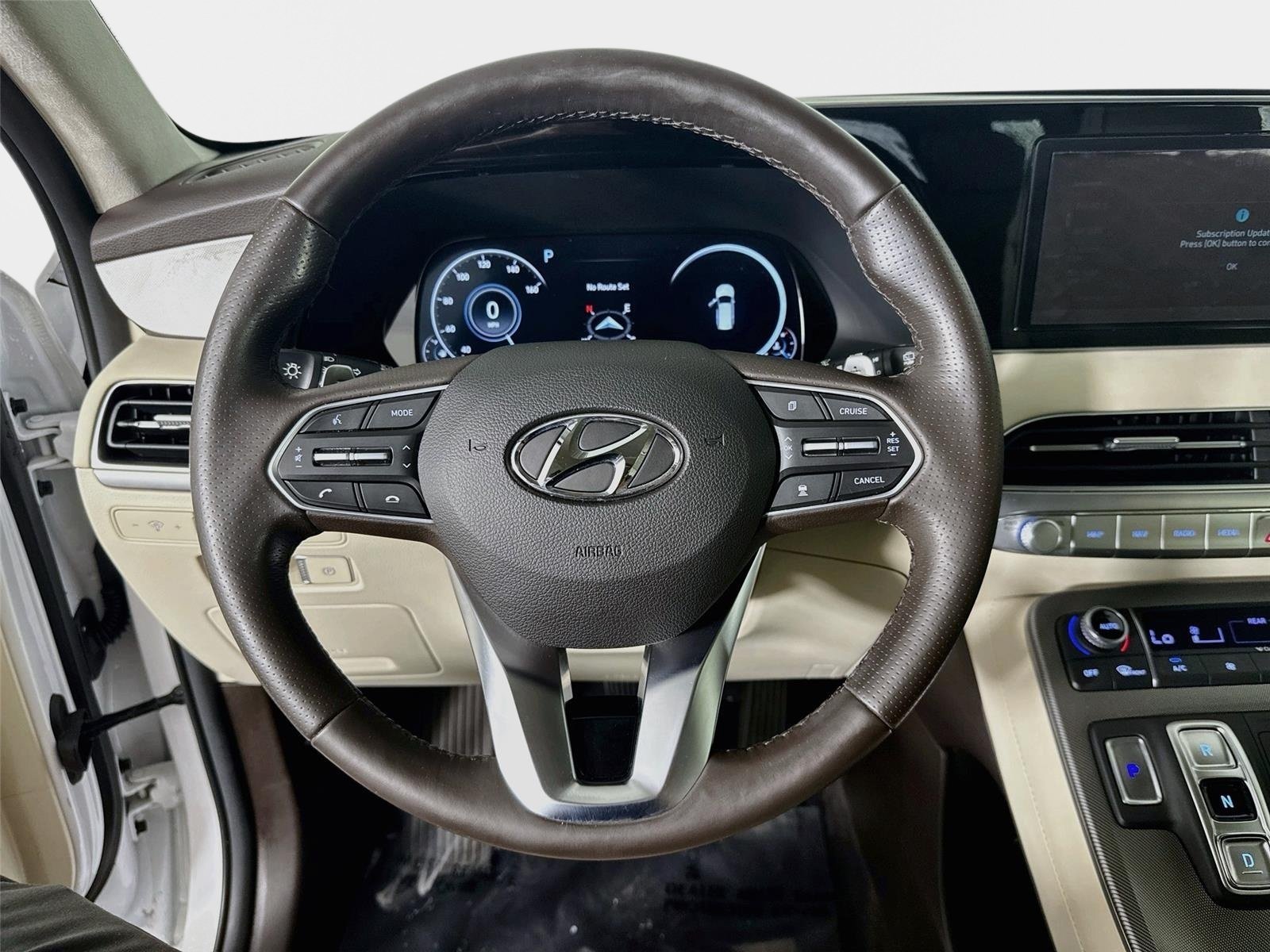 Used 2021 Hyper White Hyundai Calligraphy image 12
