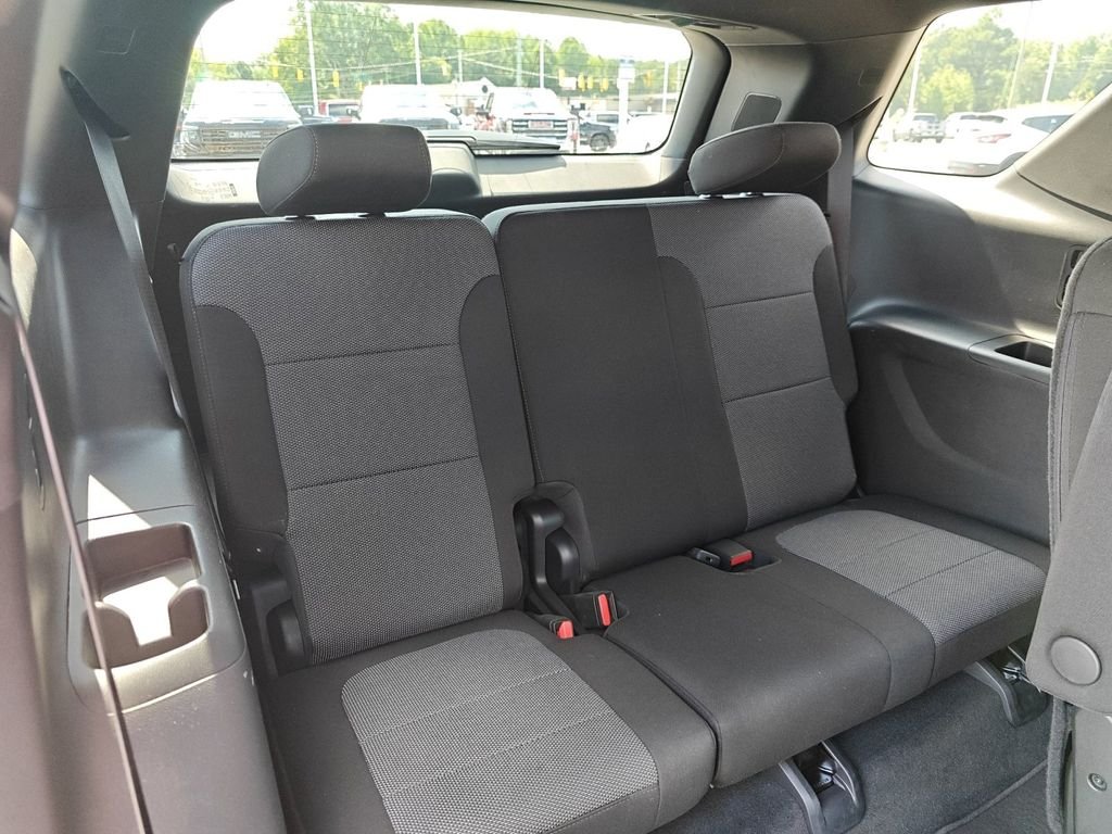 Used 2023 Gray Chevrolet LT image 28