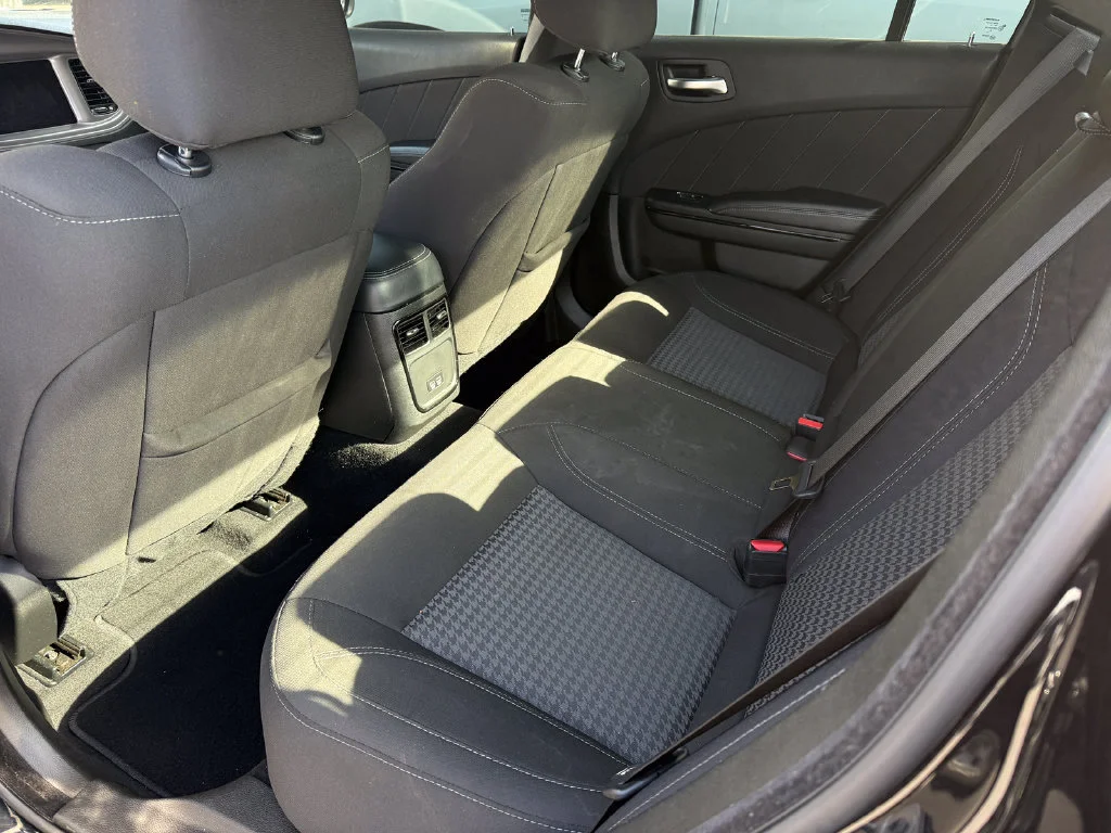 Used 2023  Dodge SXT image 15