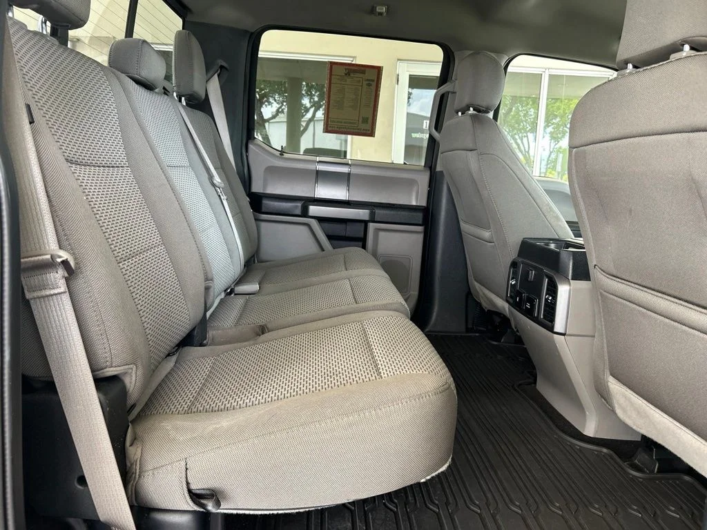 Used 2019 Black Ford XLT image 31