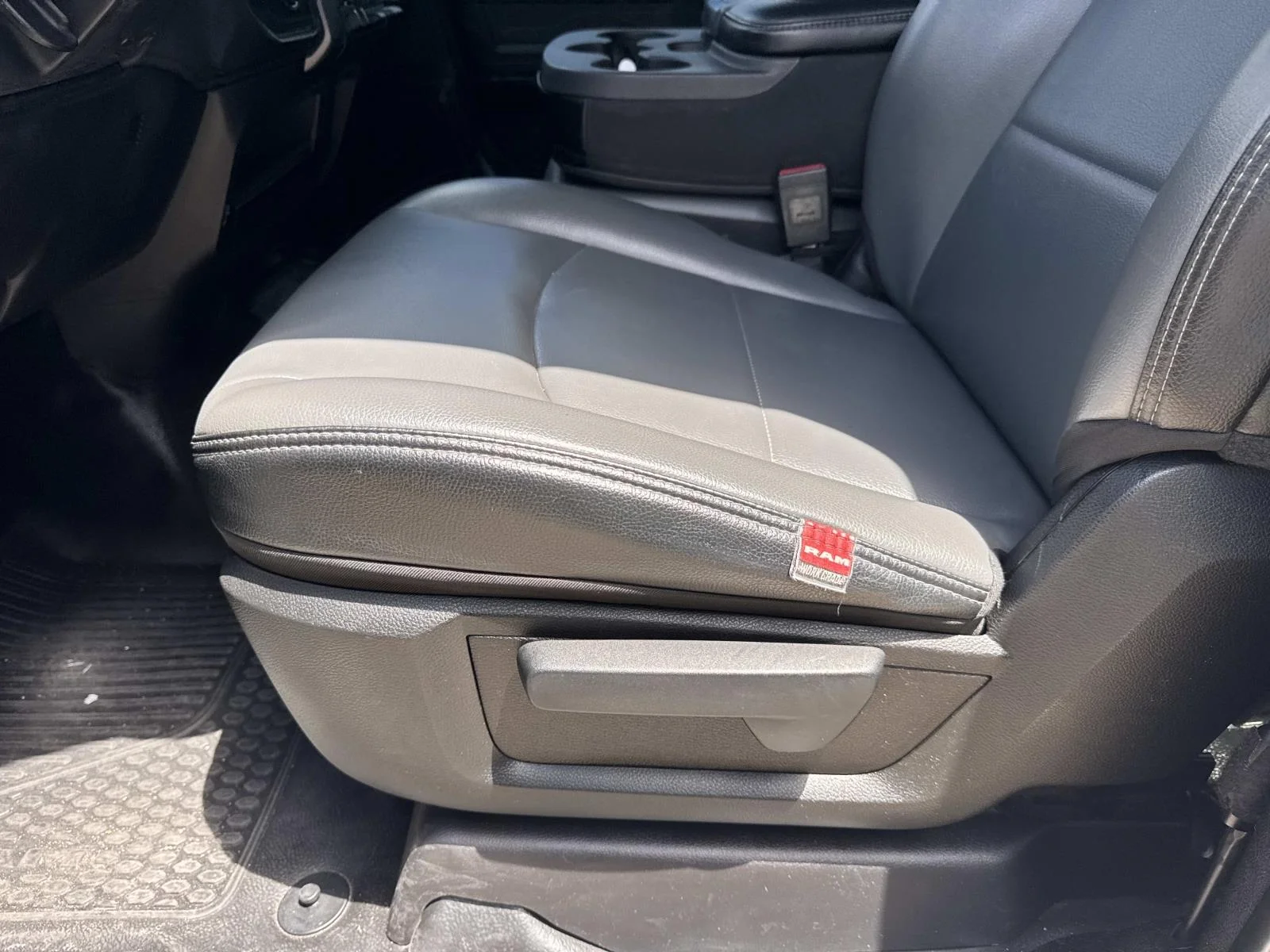 2022 RAM Ram 2500 Pickup Tradesman - Photo 16