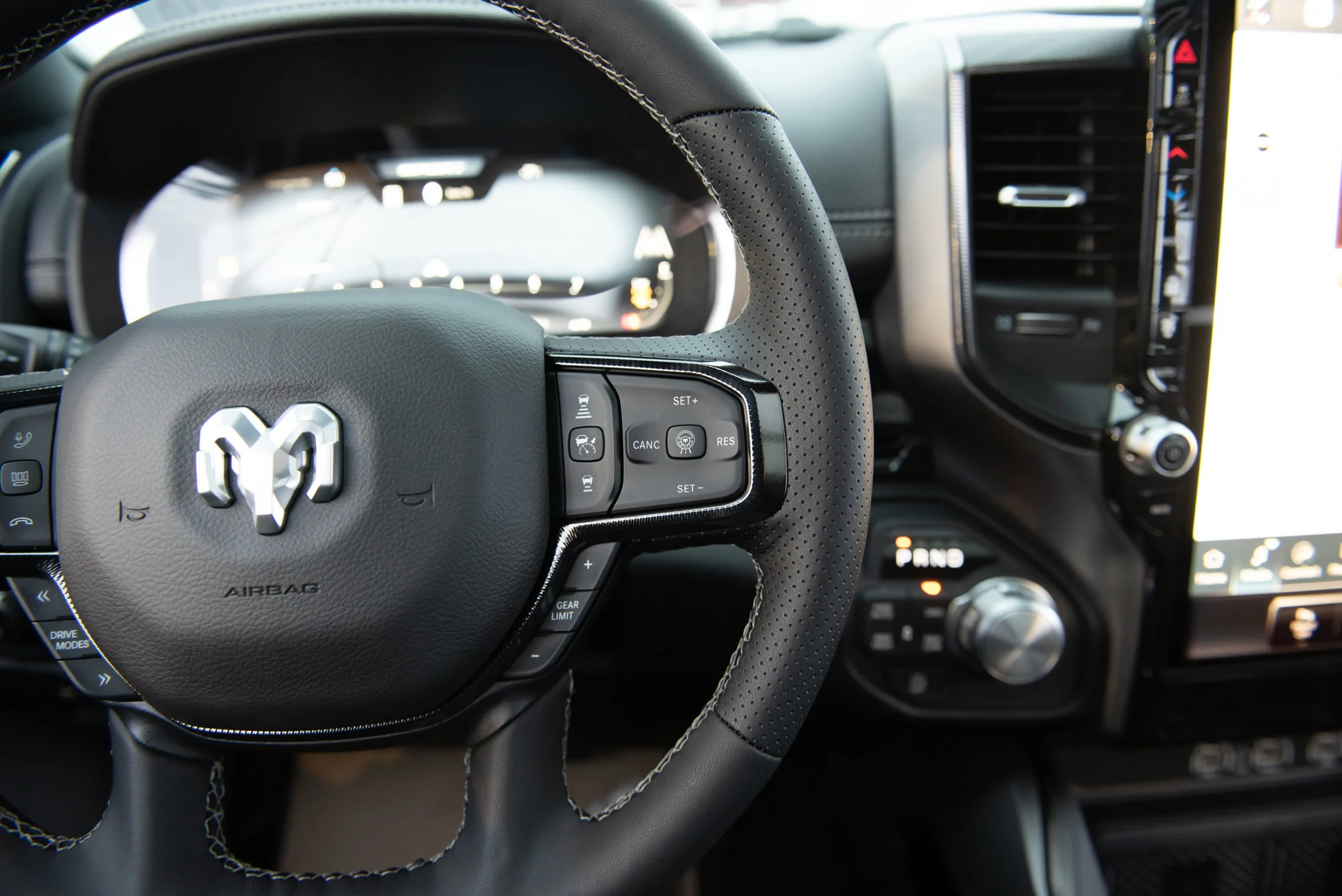 New 2026 White RAM Sport* HEMI V8 image 11