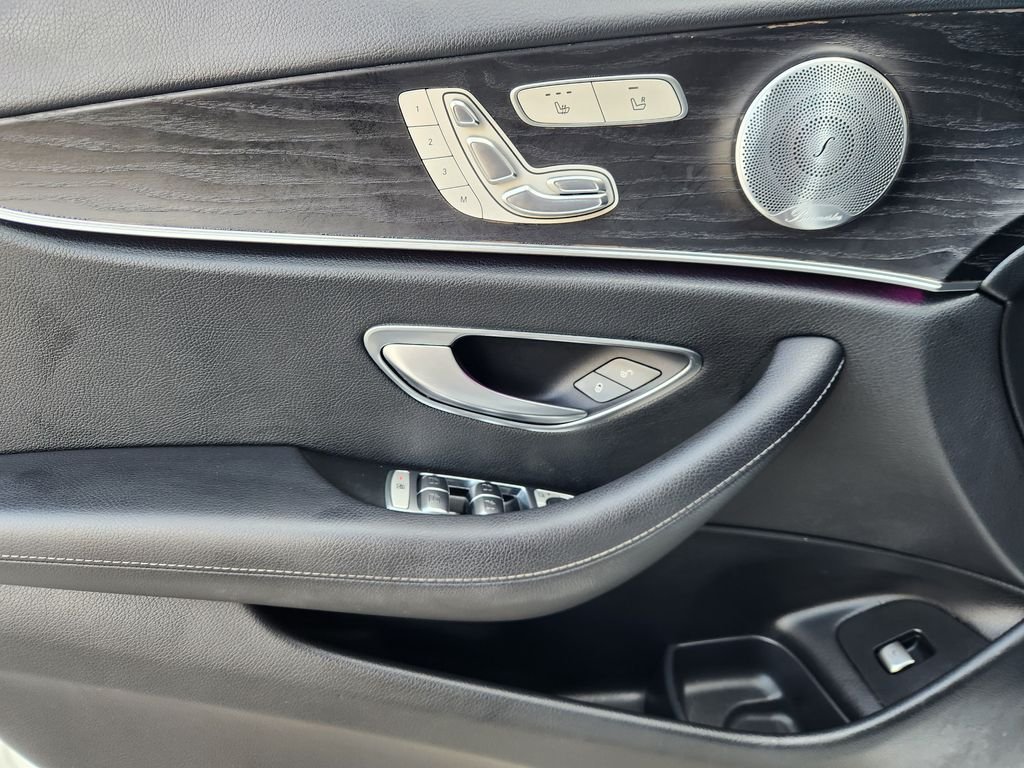 Used 2018 Polar White Mercedes-Benz E 300 image 23