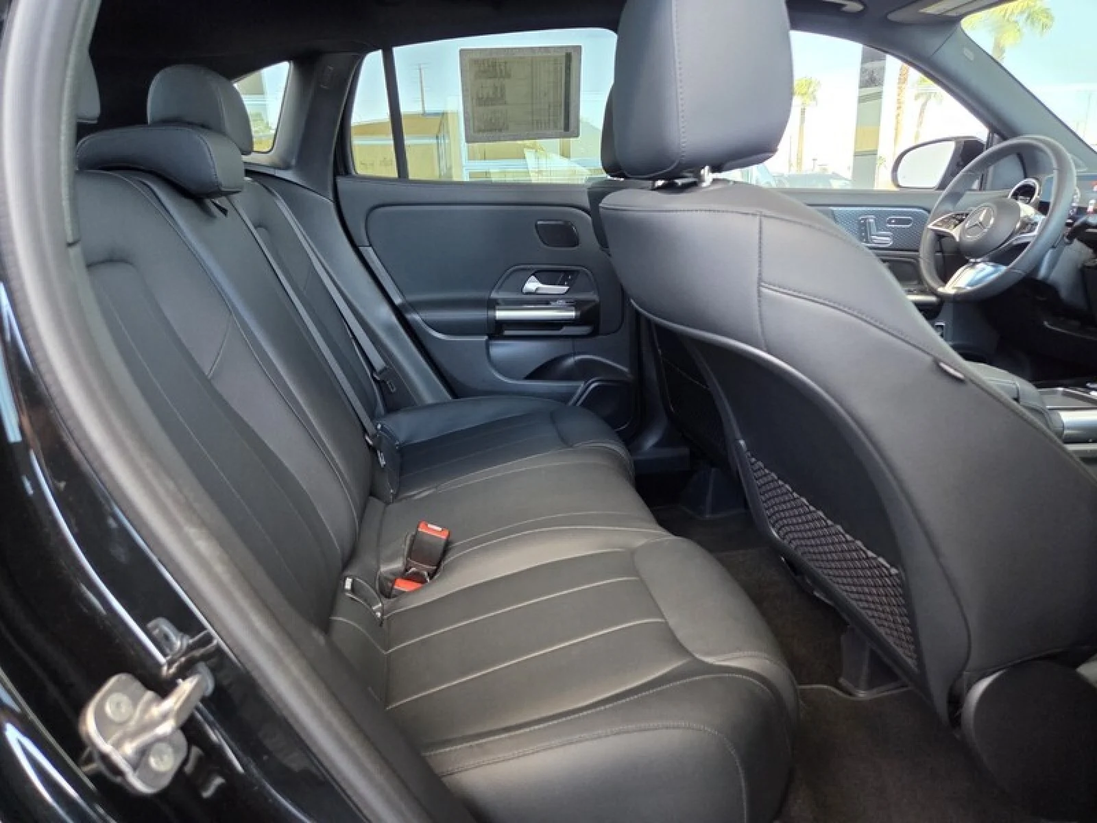 Used 2026 Cosmos Black Metallic Mercedes-Benz GLA 250 image 18