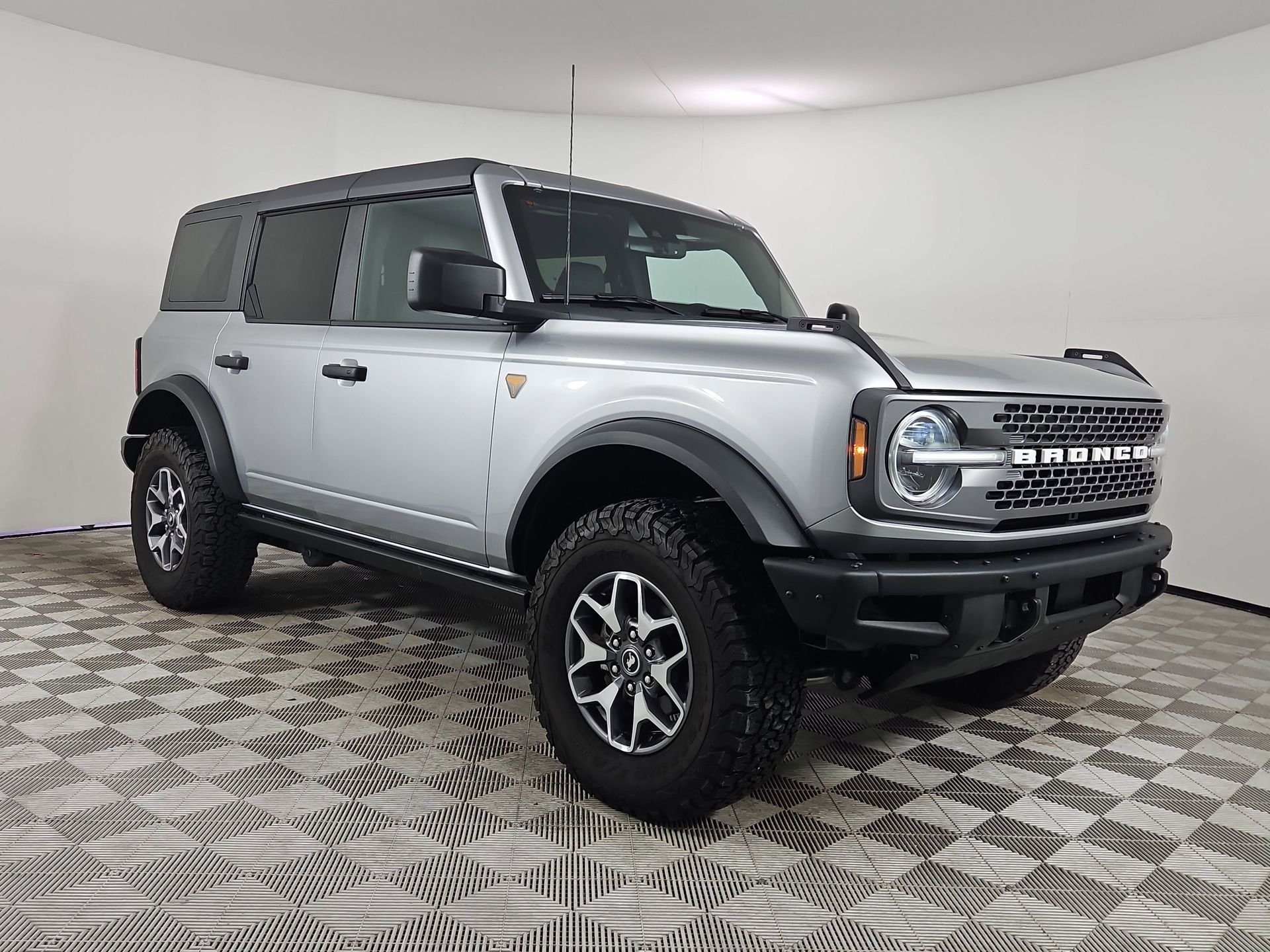 2024 Ford Bronco Badlands 4x4's photo