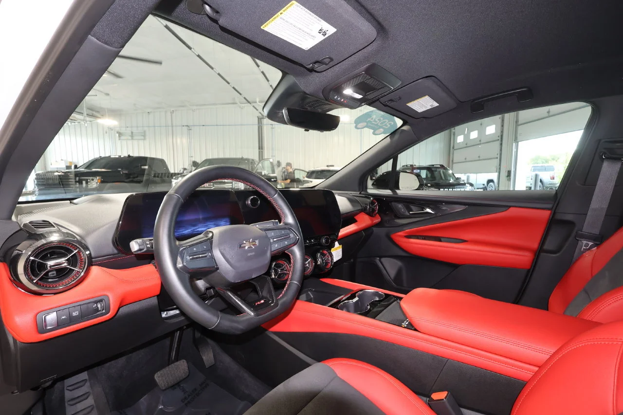 2024 Chevrolet Blazer EV RS - Photo 9