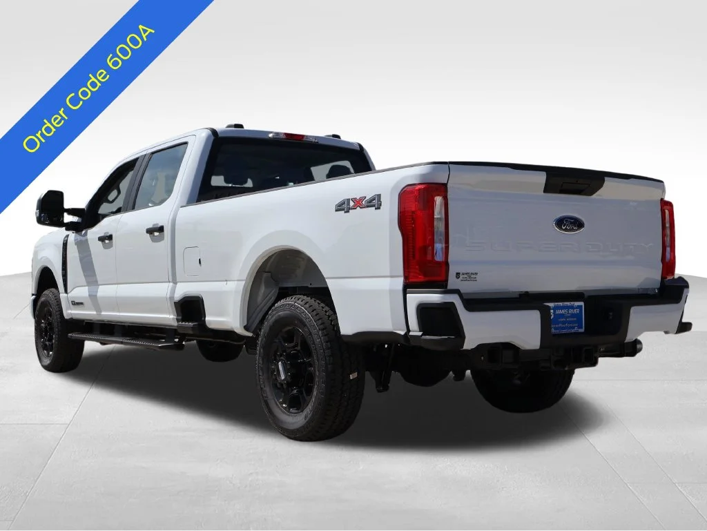 New 2026 Oxford White Ford F-250® XL image 3