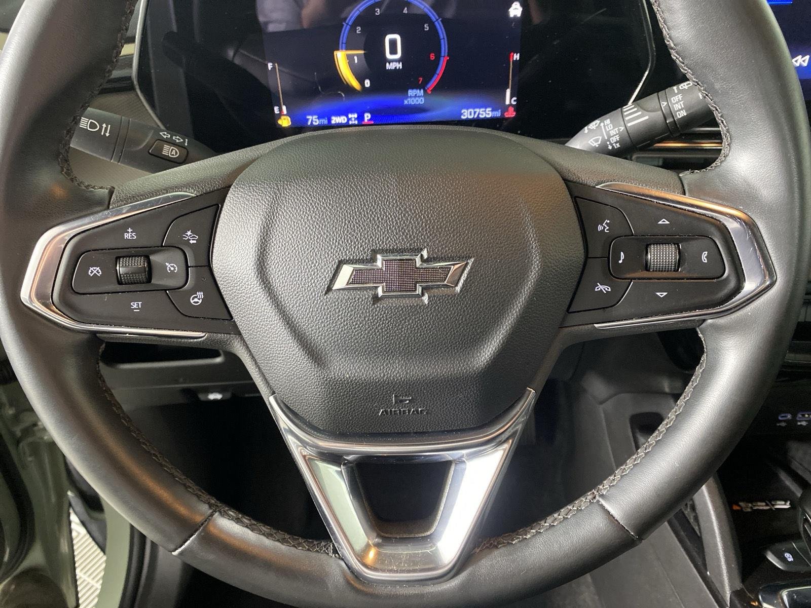 Used 2024 Cacti Green Chevrolet ACTIV image 13