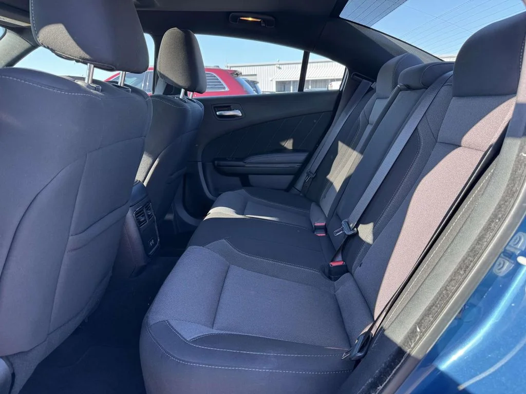 Used 2022  Dodge SXT image 16