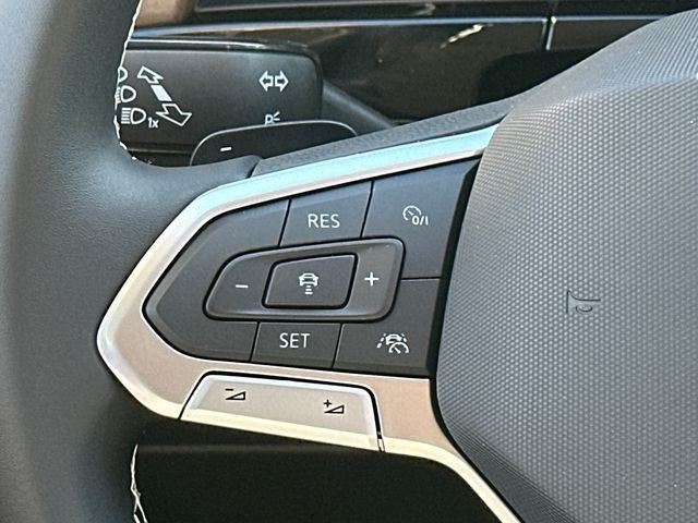 New 2026 Deep Black Pearl Volkswagen 2.0T SE W/TECHNOLOGY image 25