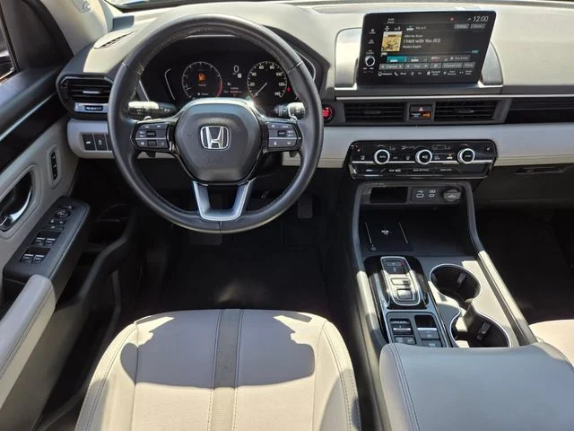 Used 2025 Blue Honda Touring image 14