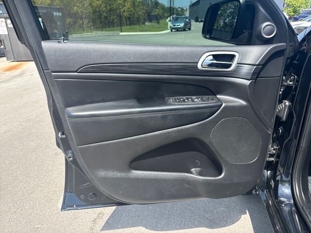 Used 2021 Black Jeep Laredo X image 12