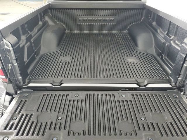 New 2026 Gun Metallic Nissan Crew Cab SV image 7