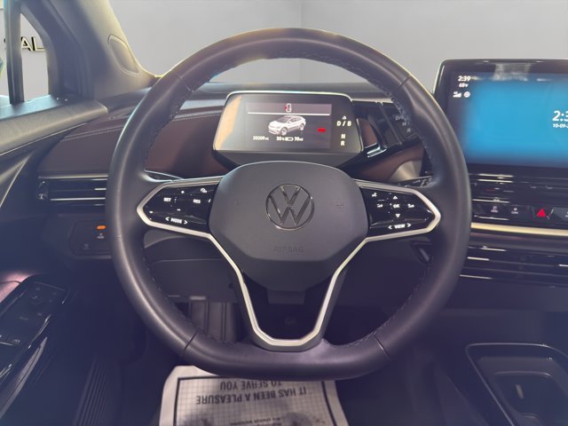Used 2023 Blue Volkswagen Pro image 9