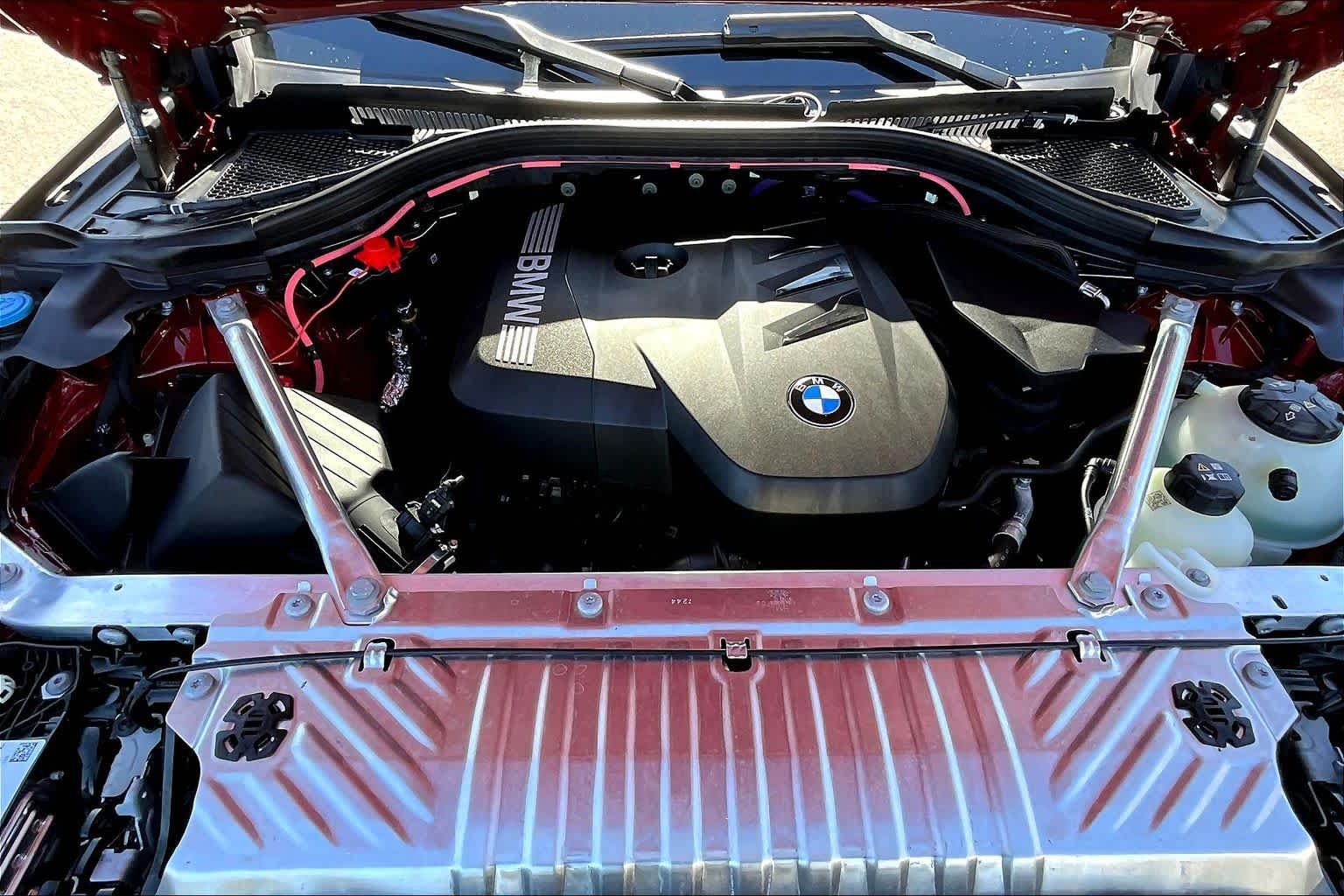 Used 2026 Vegas Red Metallic BMW 30 xDrive image 30