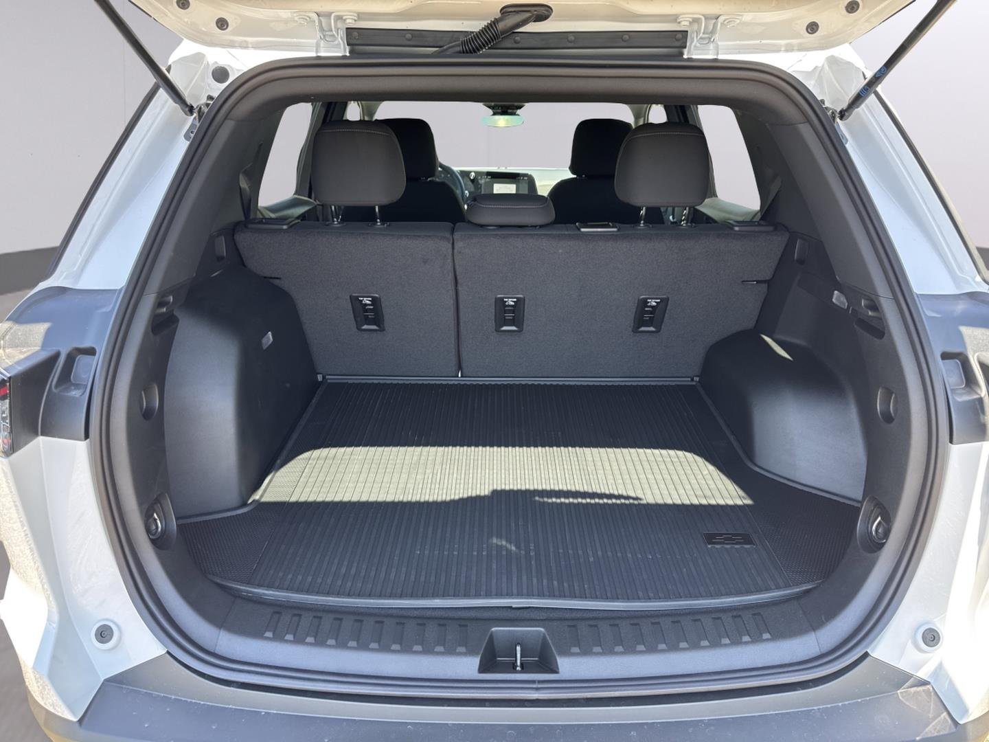 2026 Chevrolet Equinox LT - Photo 15