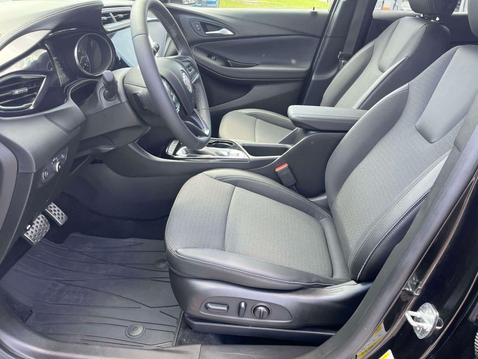 Certified Used 2023 Ebony Twilight Metallic Buick Select image 15