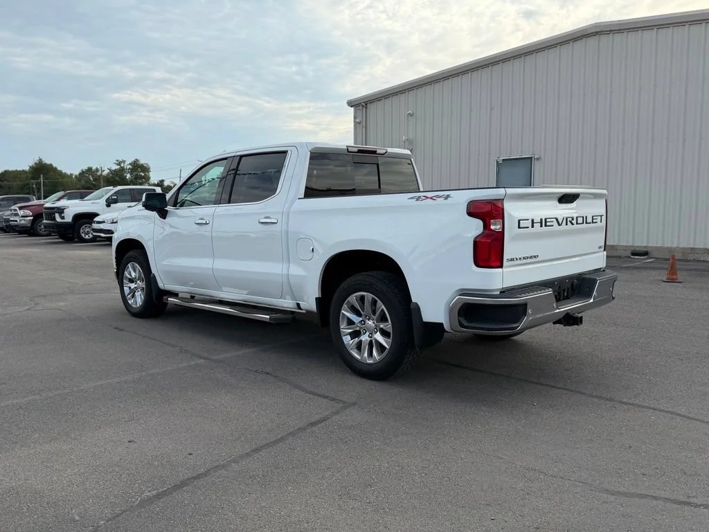 2021 Chevrolet Silverado 1500 LTZ - Photo 6