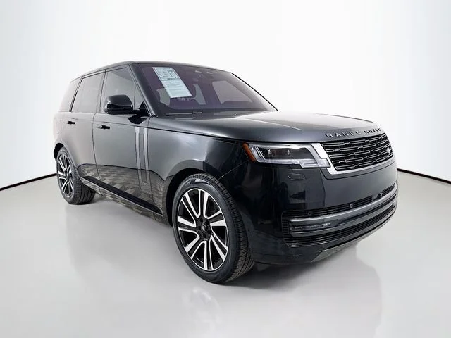 Used 2023 Black Land Rover SE image 3