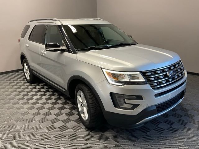 Used 2017 Ford Explorer XLT with VIN 1FM5K8D84HGE21927 for sale in Sheffield, OH