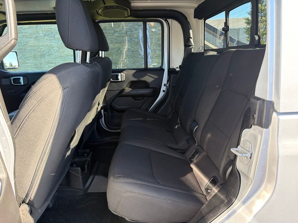 Used 2023 Silver Jeep Overland image 13