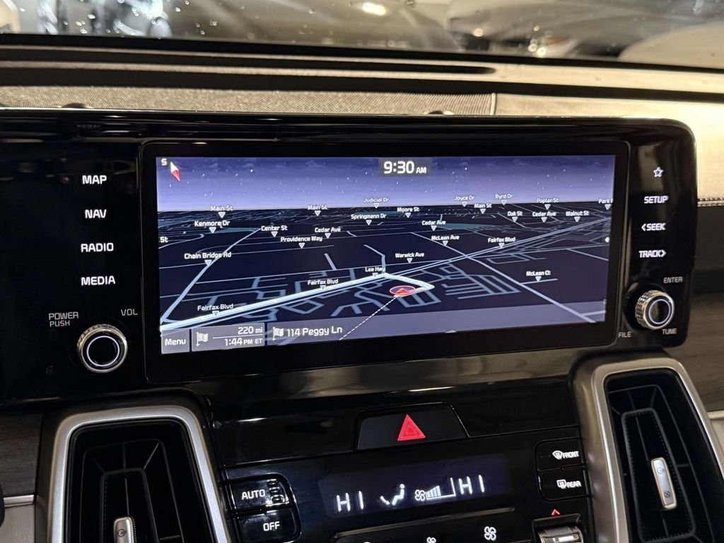 Used 2022 Black Kia S image 3