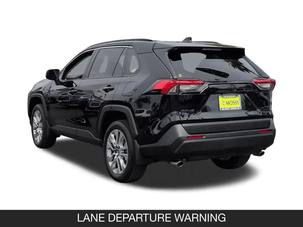 Used 2025 Black Toyota XLE Premium image 7