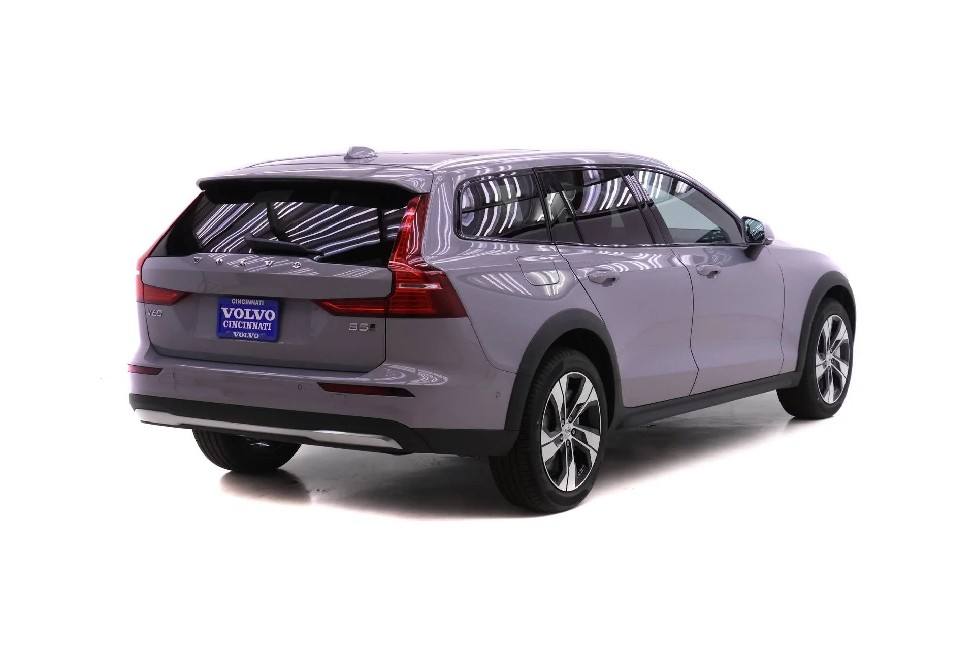 New 2026 Vapour Grey Volvo Plus image 4