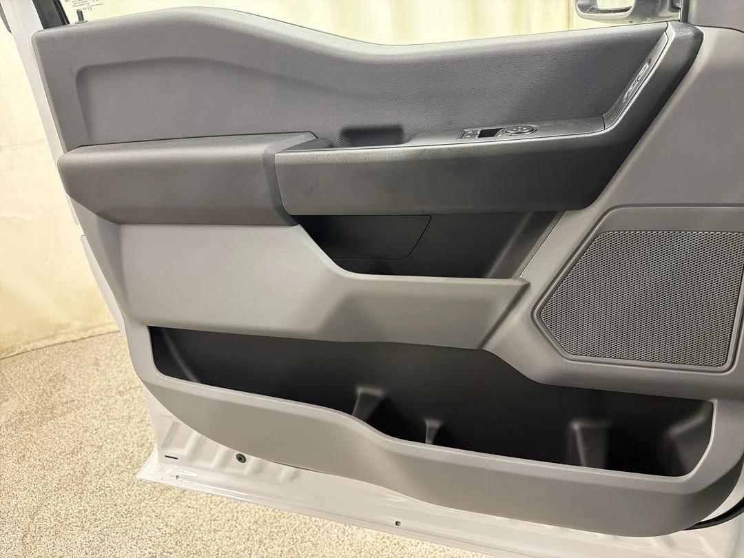 New 2026 Oxford White Ford F-550® XL image 16
