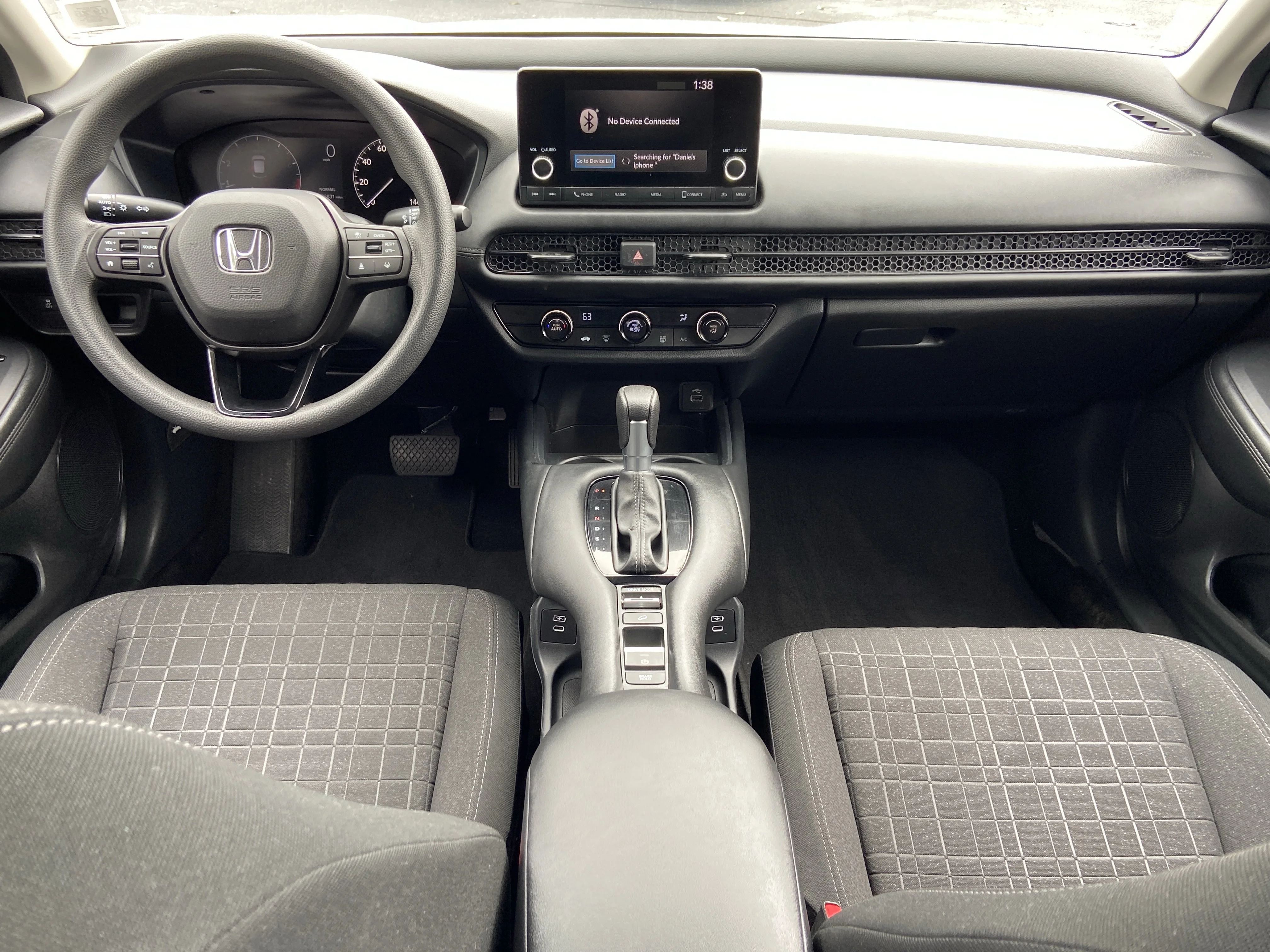 2025 Honda HR-V LX - Photo 11