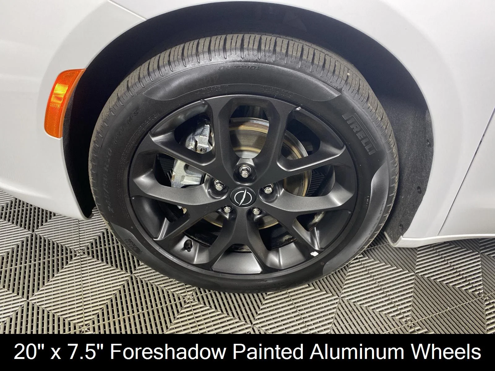 Used 2025 Bright White Clearcoat Chrysler Limited image 14