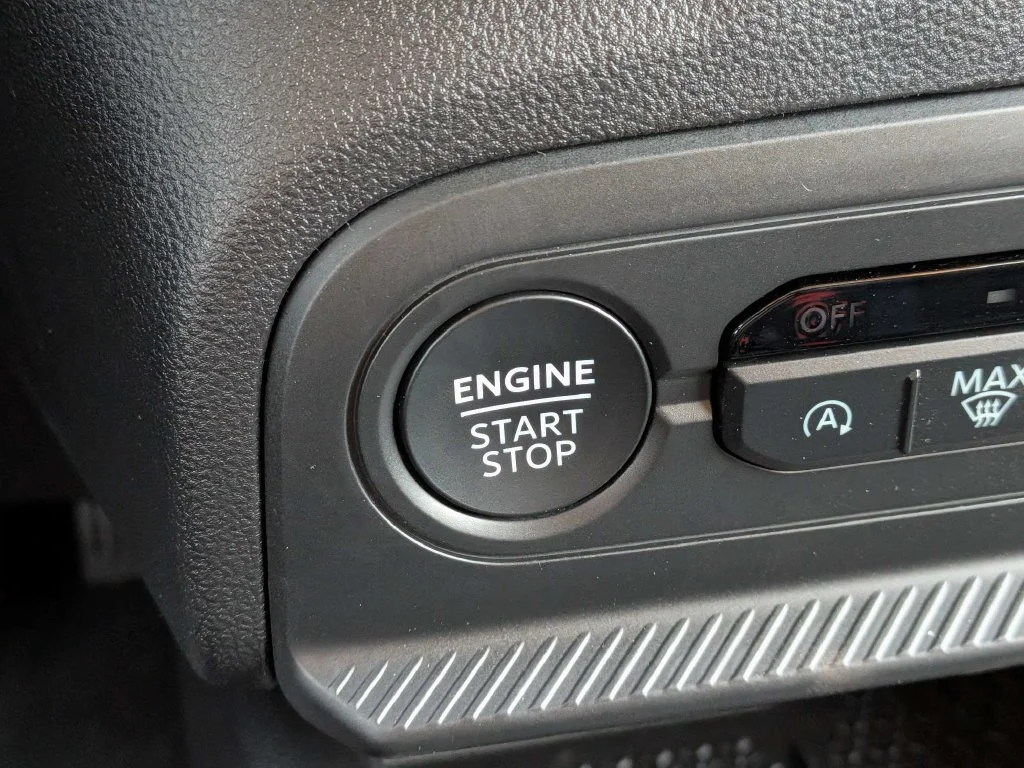 New 2026 Shadow Black Ford Outer Banks® image 27