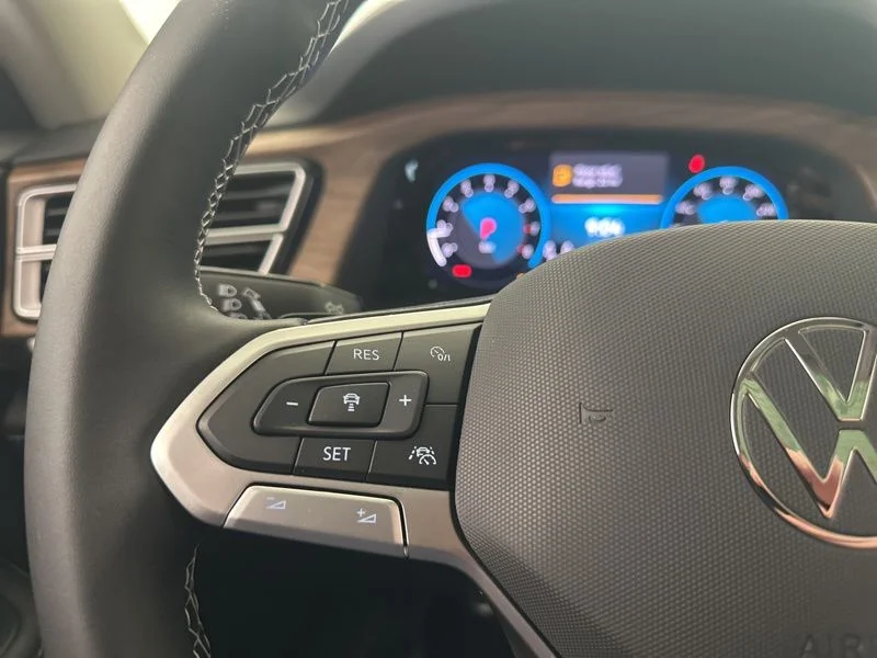 New 2026  Volkswagen 2.0T SE w/Technology image 10