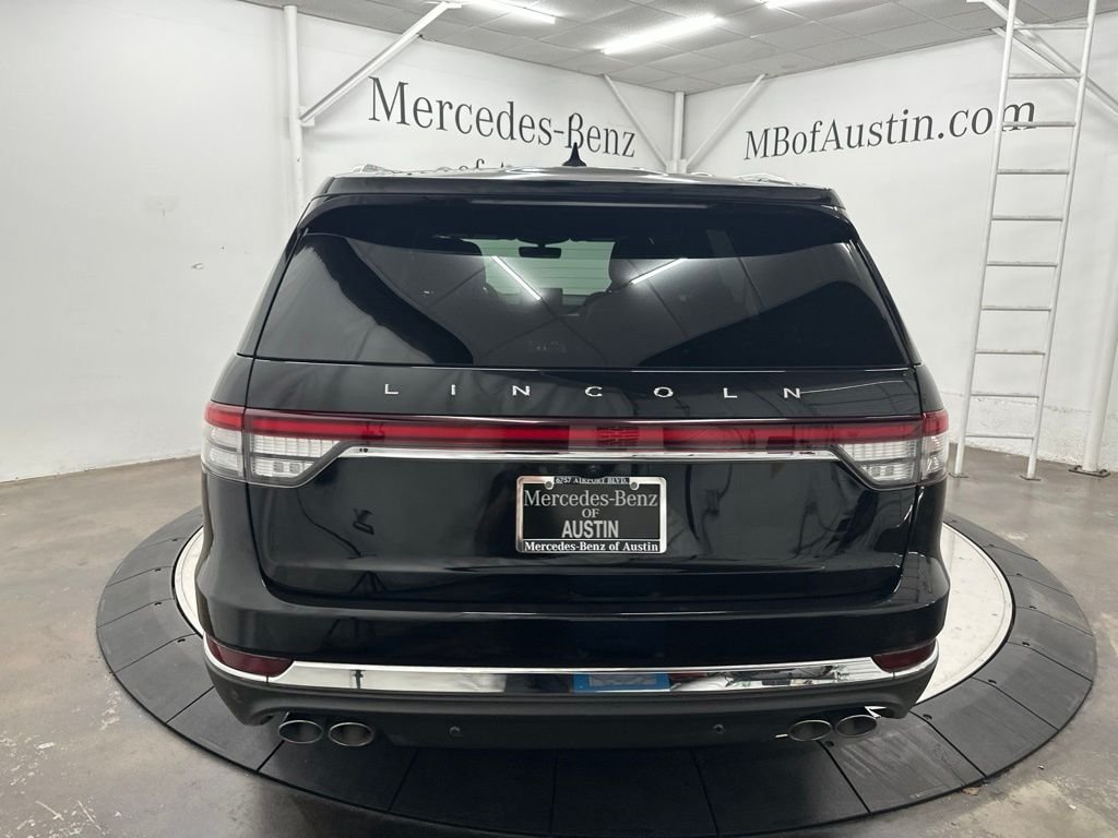 Used 2024 Black Lincoln Reserve image 6