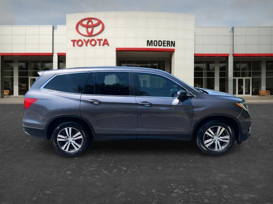 Used 2017 Modern Steel Honda EX-L image 4