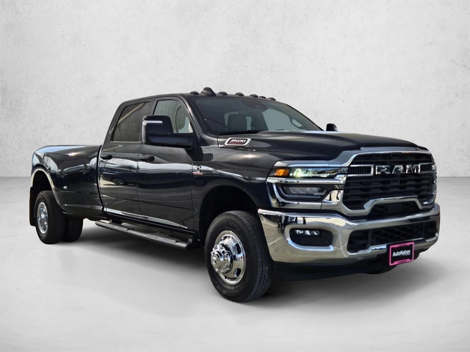 New 2026 Forged Blue Metallic Exterior Paint RAM Tradesman image 7