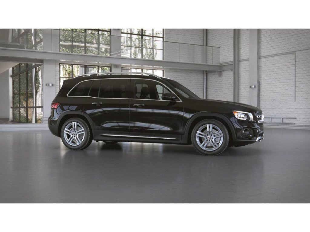 Certified Used 2023 Night Black Mercedes-Benz GLB 250 4MATIC® image 15