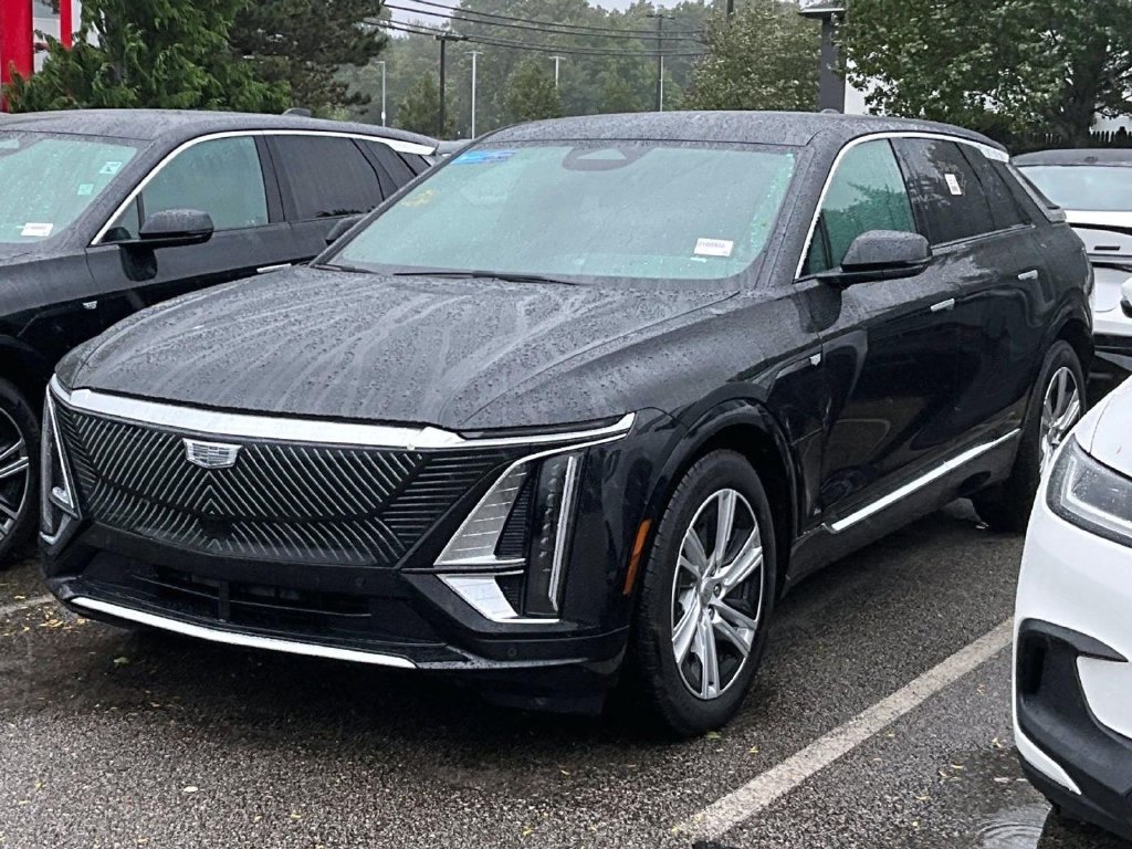 Used 2024 Black Cadillac Tech image 3