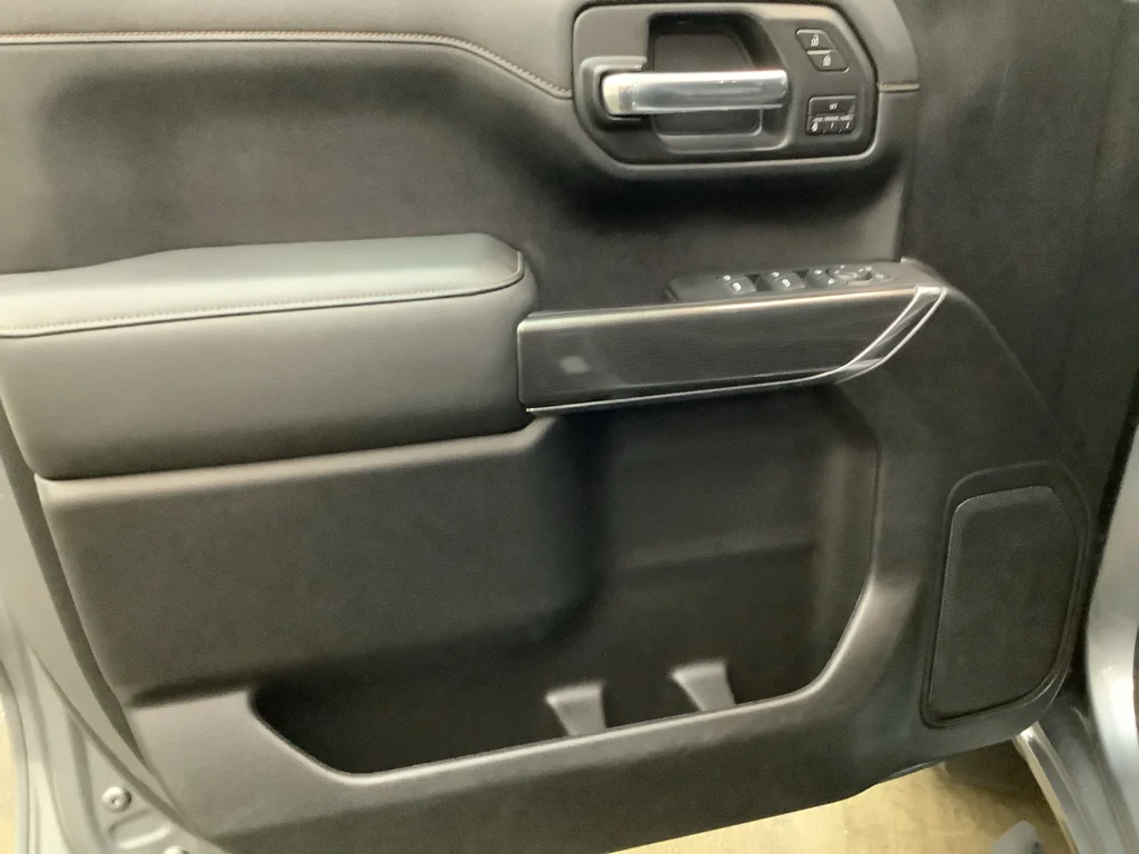 Used 2020 Satin Steel Metallic GMC AT4 image 13