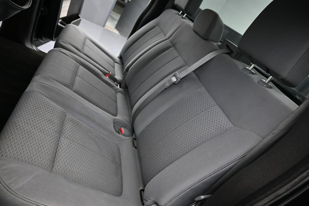 Used 2013  Ford XLT image 27